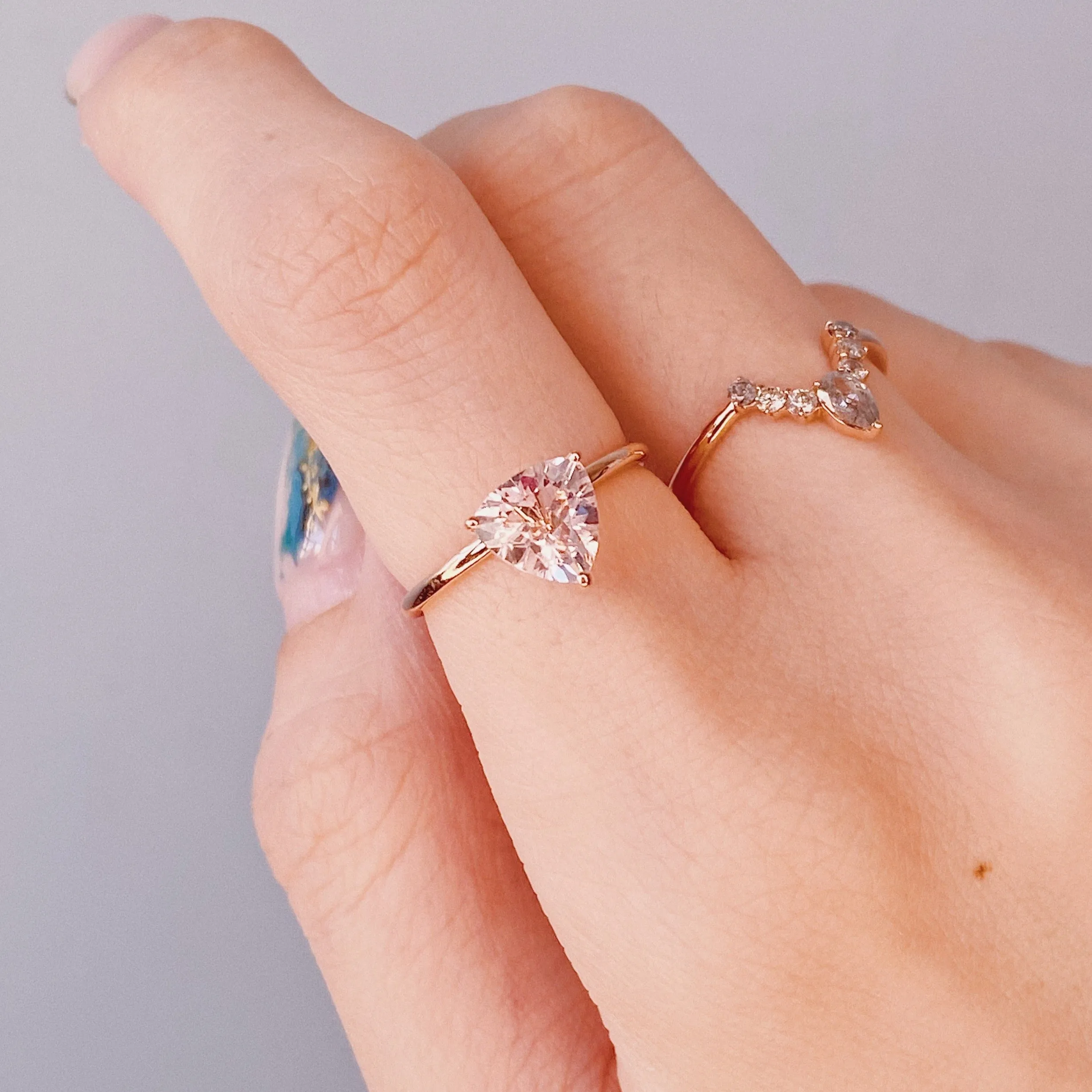 BESPOKE JEWELLERY・18K ROSE GOLD MORGANITE/ SALT & PEPPER DIAMOND RING