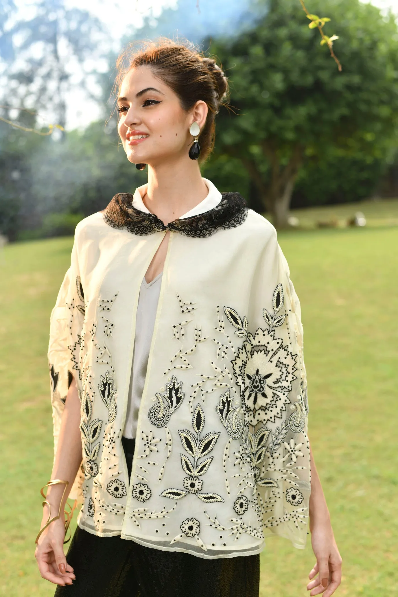 Black and White Embroidered Fancy Collared Cape for Women