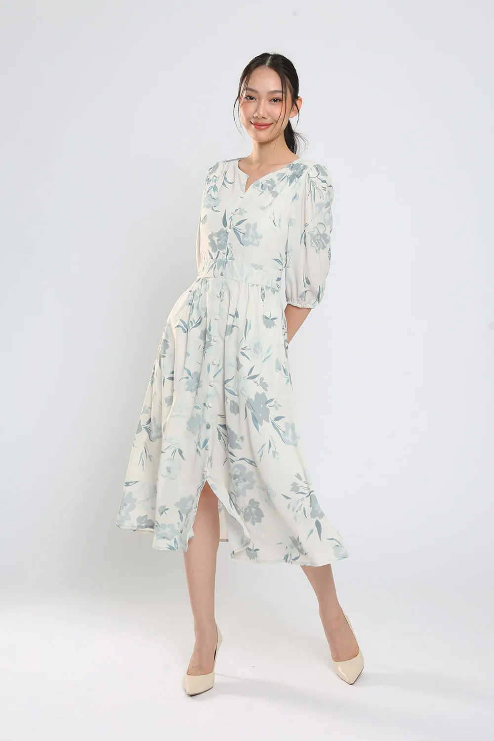 Marcy Maxi Dress in Grey Floral