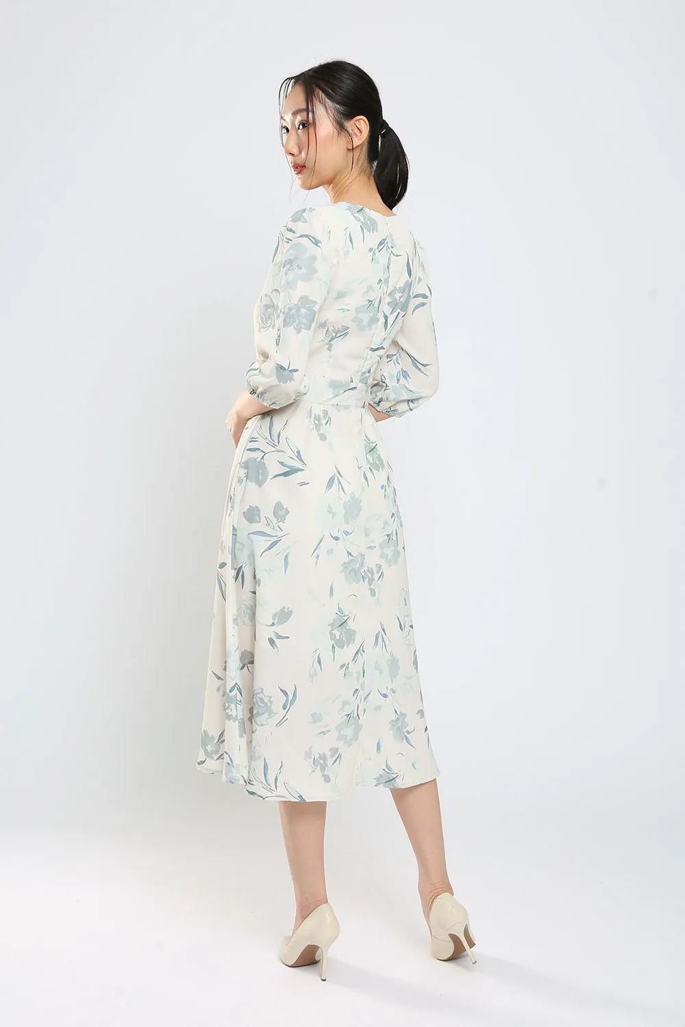 Marcy Maxi Dress in Grey Floral