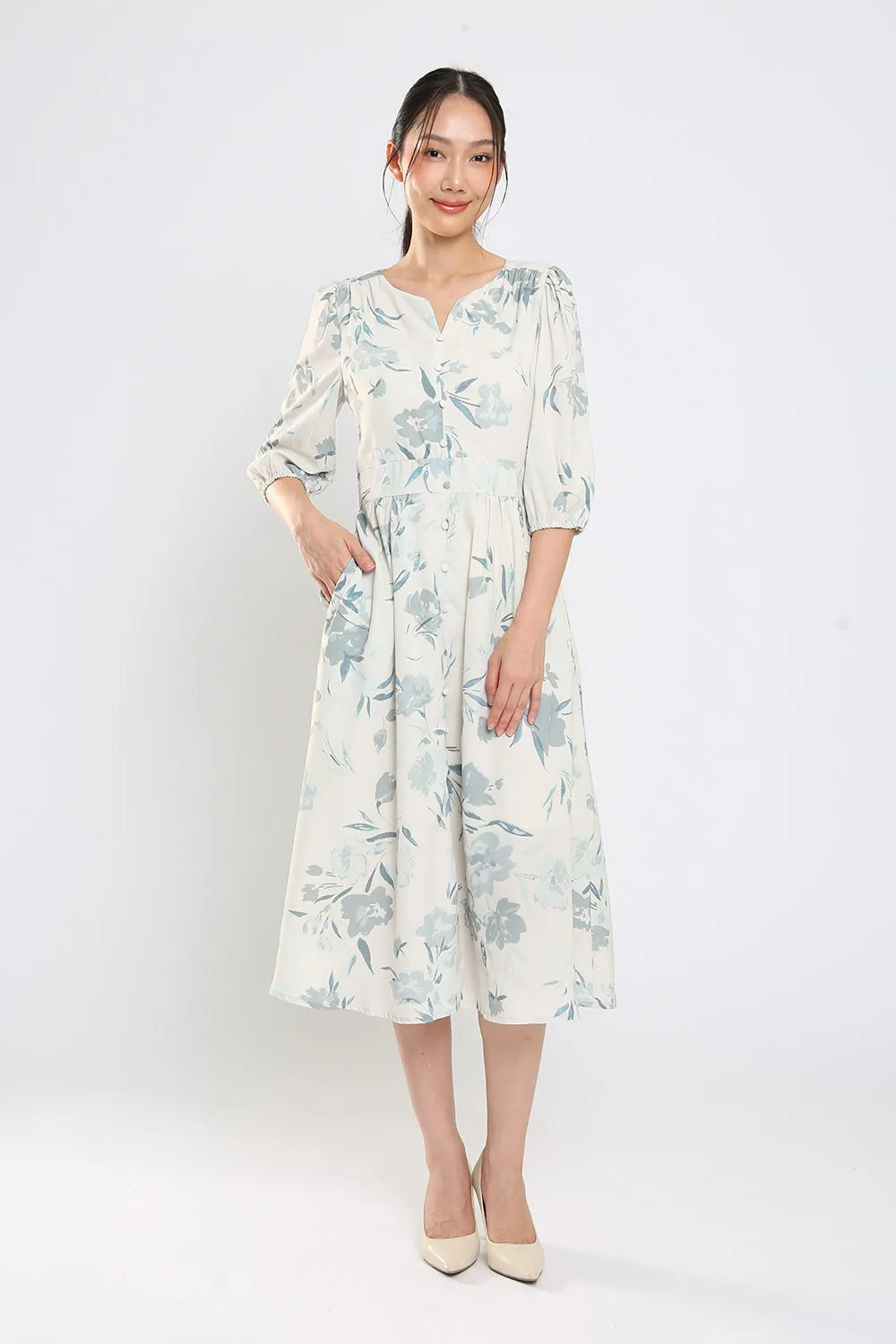 Marcy Maxi Dress in Grey Floral