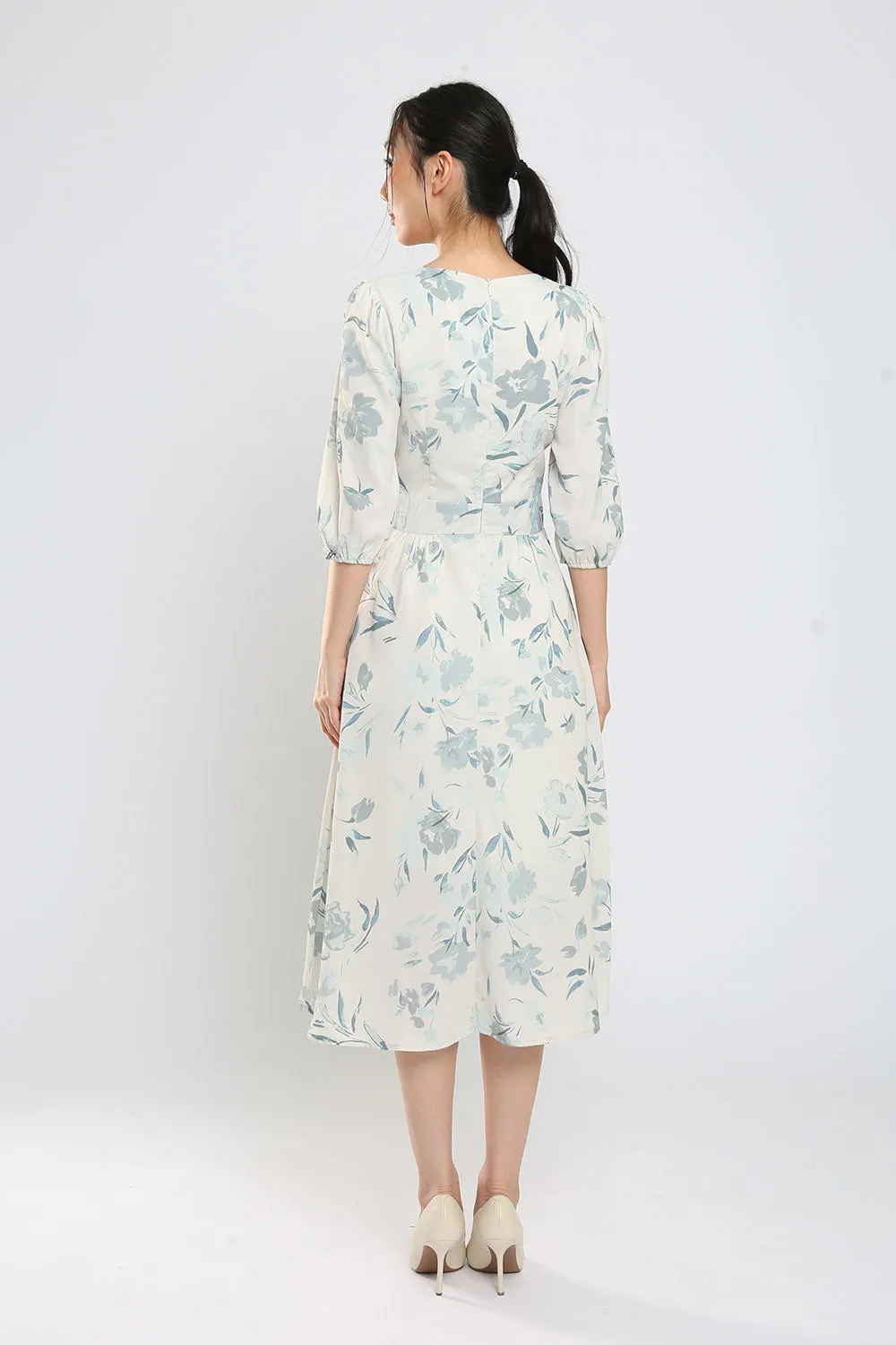 Marcy Maxi Dress in Grey Floral