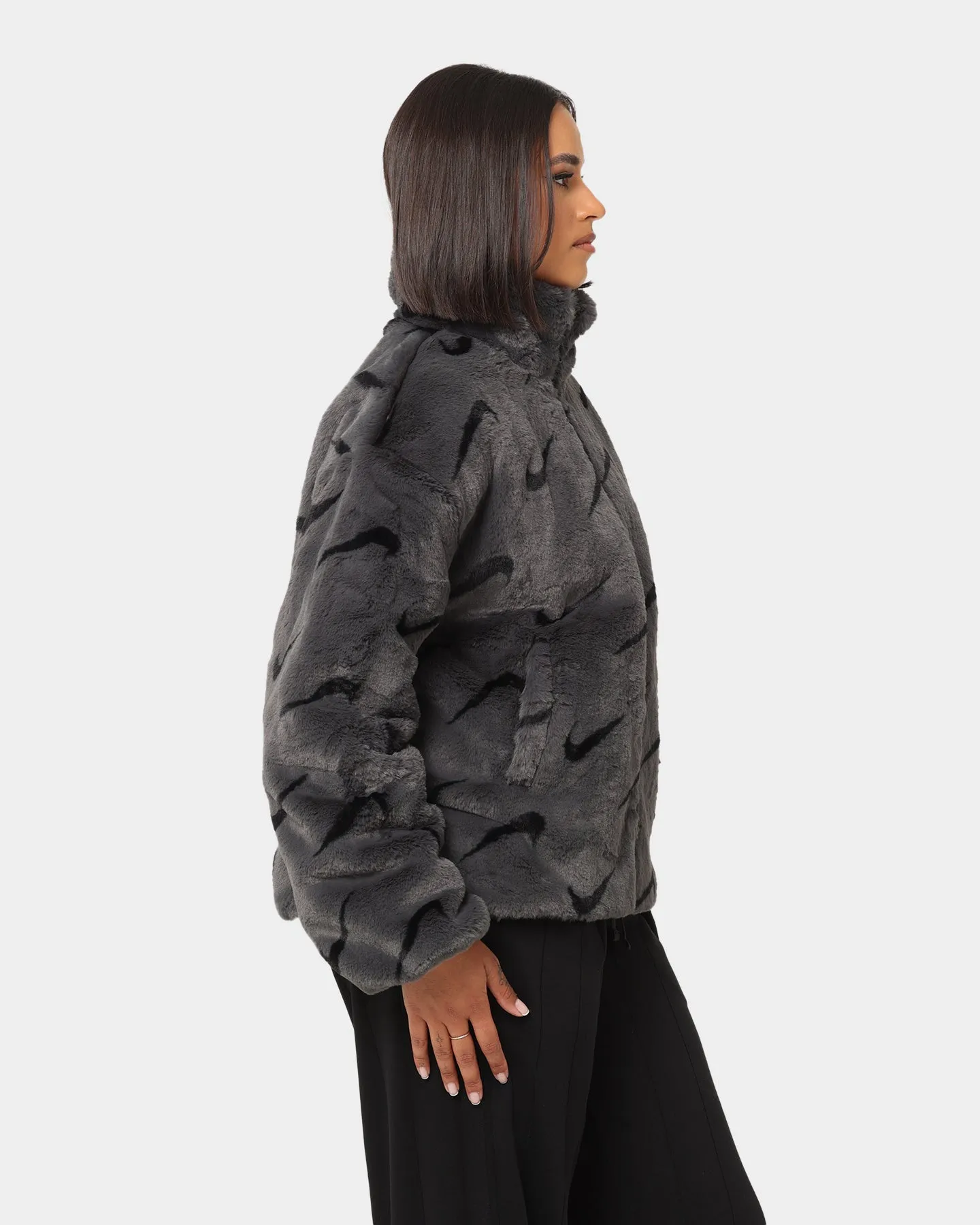 Nike Women's Nike Sportswear Faux Fur All Over Print Jacket Dark Smoke Grey/Black